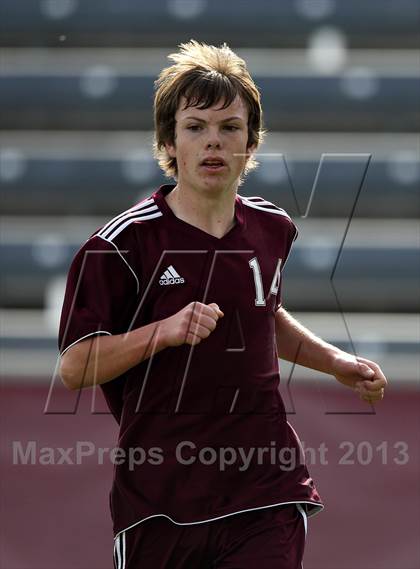 Thumbnail 3 in Air Academy vs. Cheyenne Mountain (CHSAA 4A Final) photogallery.