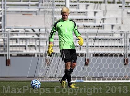 Thumbnail 3 in Air Academy vs. Cheyenne Mountain (CHSAA 4A Final) photogallery.