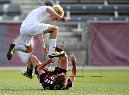 Thumbnail 2 in Air Academy vs. Cheyenne Mountain (CHSAA 4A Final) photogallery.