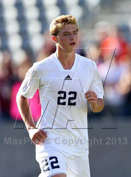 Thumbnail 1 in Air Academy vs. Cheyenne Mountain (CHSAA 4A Final) photogallery.