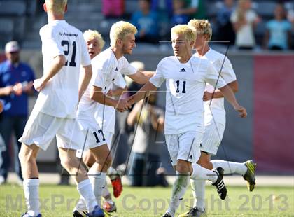 Thumbnail 2 in Air Academy vs. Cheyenne Mountain (CHSAA 4A Final) photogallery.