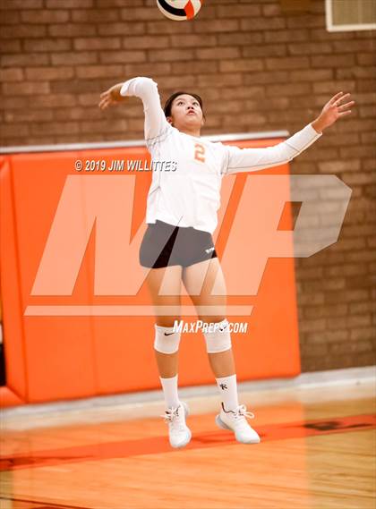 Thumbnail 1 in Desert Ridge @ Corona del Sol photogallery.