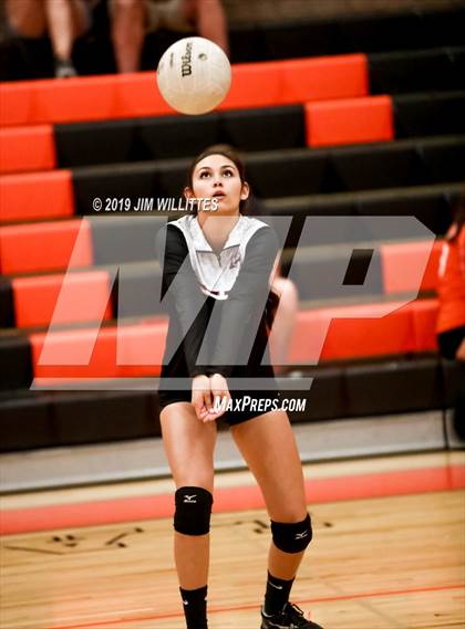 Thumbnail 2 in Desert Ridge @ Corona del Sol photogallery.