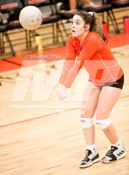 Thumbnail 1 in Desert Ridge @ Corona del Sol photogallery.