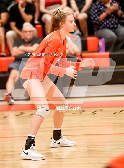 Thumbnail 2 in Desert Ridge @ Corona del Sol photogallery.