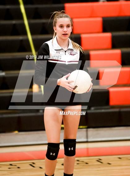 Thumbnail 1 in Desert Ridge @ Corona del Sol photogallery.