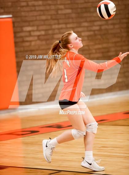 Thumbnail 1 in Desert Ridge @ Corona del Sol photogallery.