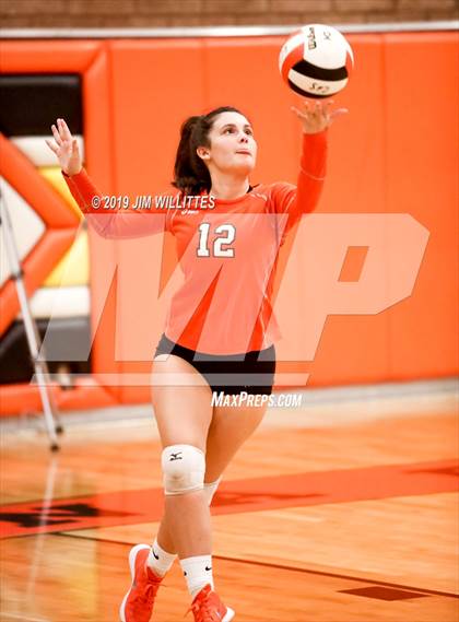 Thumbnail 3 in Desert Ridge @ Corona del Sol photogallery.
