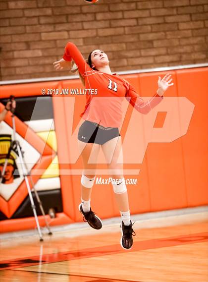 Thumbnail 1 in Desert Ridge @ Corona del Sol photogallery.