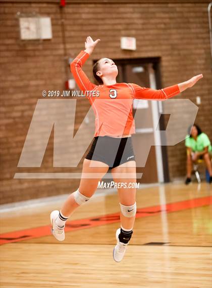 Thumbnail 3 in Desert Ridge @ Corona del Sol photogallery.