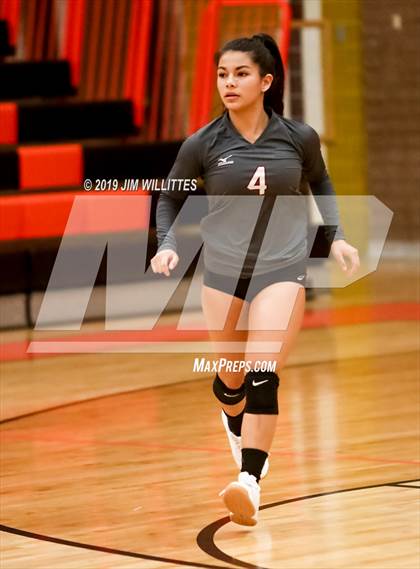 Thumbnail 3 in Desert Ridge @ Corona del Sol photogallery.