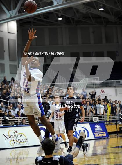 Thumbnail 2 in Hewlett vs Rockville Centre South Side (Section 8 Class A Semifinal Playoff) photogallery.