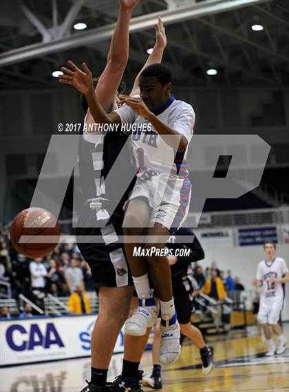 Thumbnail 2 in Hewlett vs Rockville Centre South Side (Section 8 Class A Semifinal Playoff) photogallery.