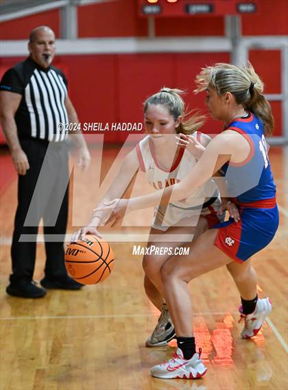 Thumbnail 2 in Northside Christian @ Clearwater Central Catholic photogallery.
