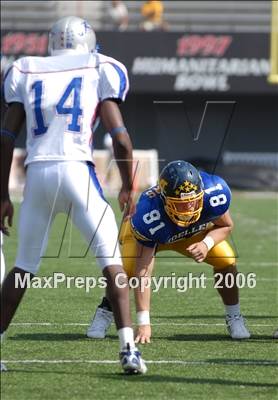 Thumbnail 1 in Byrnes (SC) vs. Archbishop Moeller (Ohio vs USA Challenge) photogallery.
