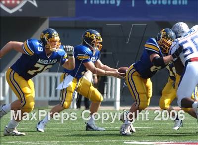 Thumbnail 3 in Byrnes (SC) vs. Archbishop Moeller (Ohio vs USA Challenge) photogallery.