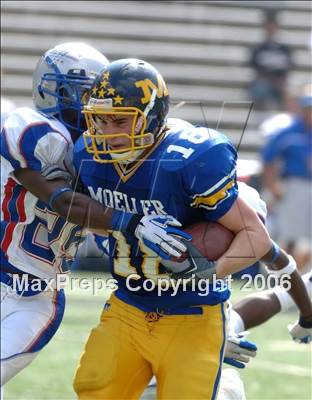 Thumbnail 1 in Byrnes (SC) vs. Archbishop Moeller (Ohio vs USA Challenge) photogallery.