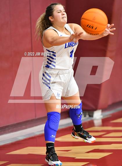 Thumbnail 2 in Liberty vs Morris (Cherokee Classic Tournament) photogallery.