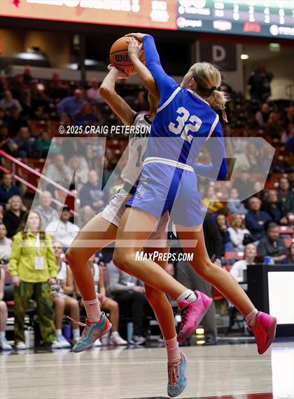 Thumbnail 1 in Dixie @ Ridgeline (UHSAA 4A Semifinal) photogallery.