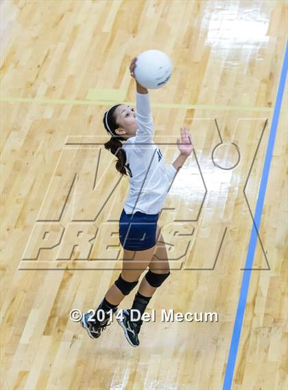 Thumbnail 2 in Berkeley Prep vs. Academy of Holy Names (Berkeley JV Tournament) photogallery.
