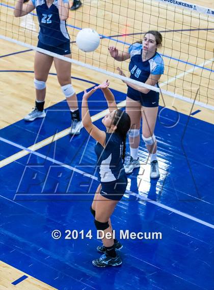 Thumbnail 1 in Berkeley Prep vs. Academy of Holy Names (Berkeley JV Tournament) photogallery.