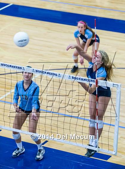 Thumbnail 3 in Berkeley Prep vs. Academy of Holy Names (Berkeley JV Tournament) photogallery.
