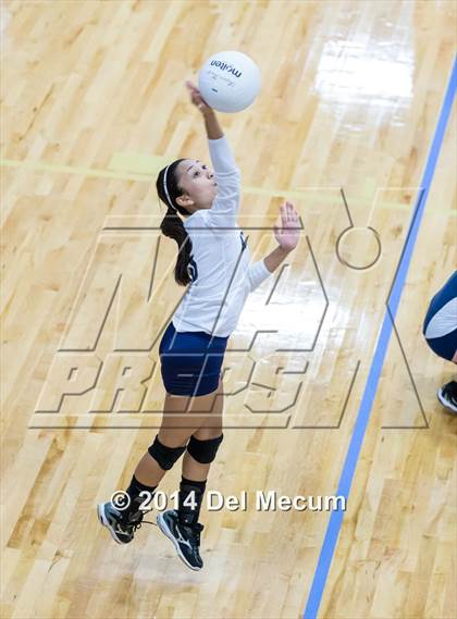 Thumbnail 3 in Berkeley Prep vs. Academy of Holy Names (Berkeley JV Tournament) photogallery.