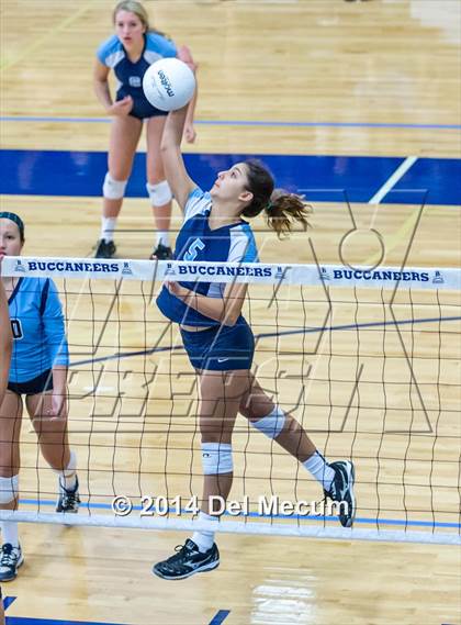 Thumbnail 3 in Berkeley Prep vs. Academy of Holy Names (Berkeley JV Tournament) photogallery.