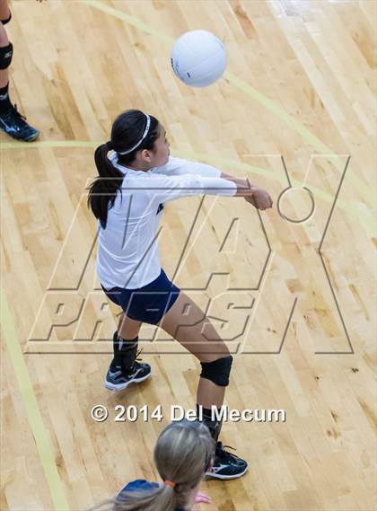 Thumbnail 2 in Berkeley Prep vs. Academy of Holy Names (Berkeley JV Tournament) photogallery.
