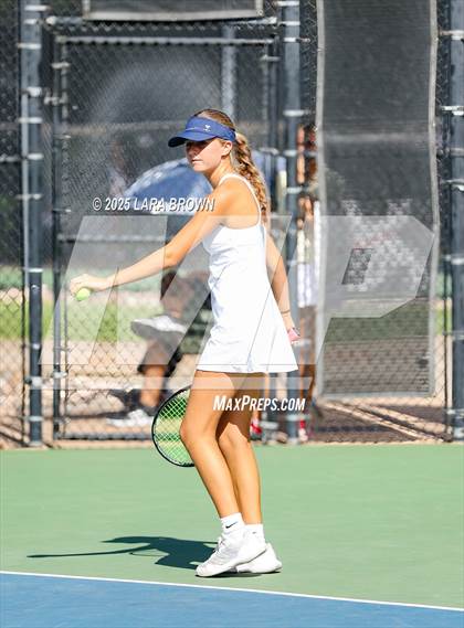 Thumbnail 2 in UHSAA 4A Region 9 Championships  photogallery.