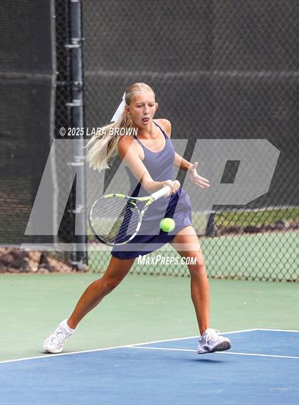 Thumbnail 1 in UHSAA 4A Region 9 Championships  photogallery.
