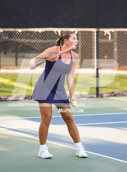 Thumbnail 2 in UHSAA 4A Region 9 Championships  photogallery.