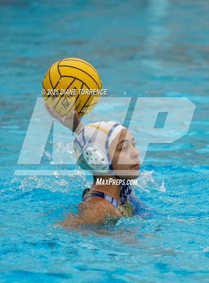 Thumbnail 2 in Cathedral Catholic vs Birmingham (CIF Div 3 Regional Final) photogallery.