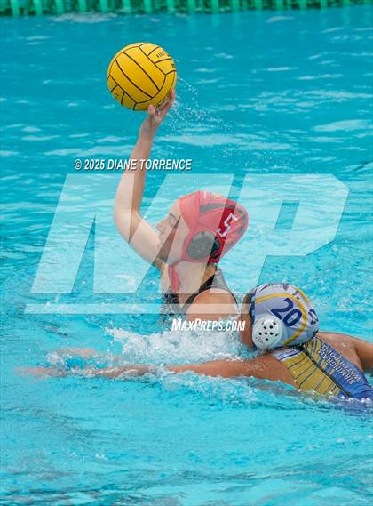 Thumbnail 3 in Cathedral Catholic vs Birmingham (CIF Div 3 Regional Final) photogallery.