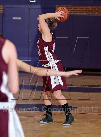 Thumbnail 2 in White County vs. Alcoa (Winterfest Shootout) photogallery.