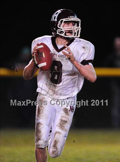 Thumbnail 3 in North Haven @ Hand (CIAC Class L Quarterfinal) photogallery.