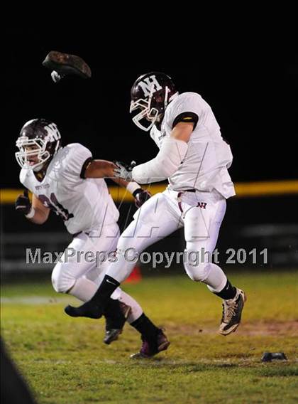 Thumbnail 2 in North Haven @ Hand (CIAC Class L Quarterfinal) photogallery.