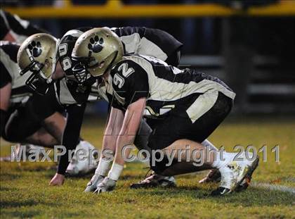 Thumbnail 3 in North Haven @ Hand (CIAC Class L Quarterfinal) photogallery.