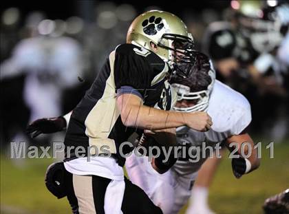 Thumbnail 2 in North Haven @ Hand (CIAC Class L Quarterfinal) photogallery.