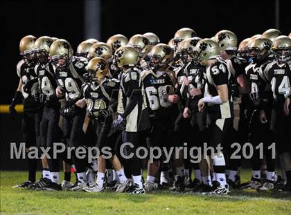 Thumbnail 1 in North Haven @ Hand (CIAC Class L Quarterfinal) photogallery.