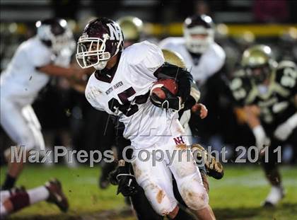 Thumbnail 1 in North Haven @ Hand (CIAC Class L Quarterfinal) photogallery.