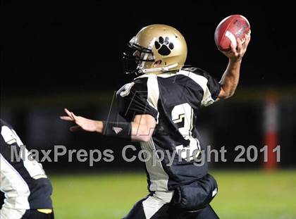 Thumbnail 1 in North Haven @ Hand (CIAC Class L Quarterfinal) photogallery.