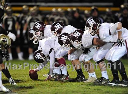 Thumbnail 3 in North Haven @ Hand (CIAC Class L Quarterfinal) photogallery.
