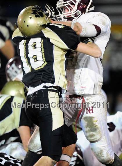 Thumbnail 3 in North Haven @ Hand (CIAC Class L Quarterfinal) photogallery.