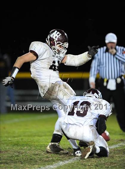 Thumbnail 2 in North Haven @ Hand (CIAC Class L Quarterfinal) photogallery.