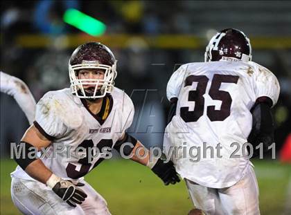 Thumbnail 1 in North Haven @ Hand (CIAC Class L Quarterfinal) photogallery.