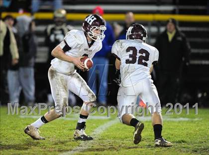 Thumbnail 1 in North Haven @ Hand (CIAC Class L Quarterfinal) photogallery.