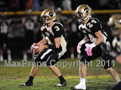 Thumbnail 1 in North Haven @ Hand (CIAC Class L Quarterfinal) photogallery.