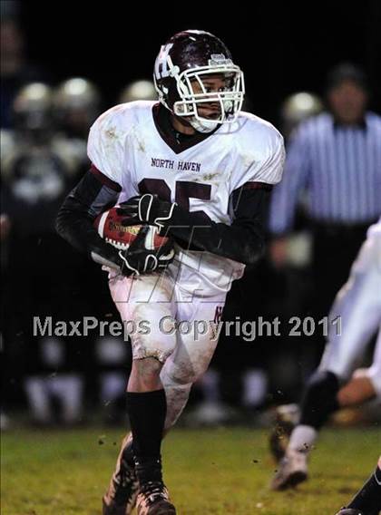 Thumbnail 2 in North Haven @ Hand (CIAC Class L Quarterfinal) photogallery.