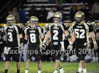 Thumbnail 1 in North Haven @ Hand (CIAC Class L Quarterfinal) photogallery.